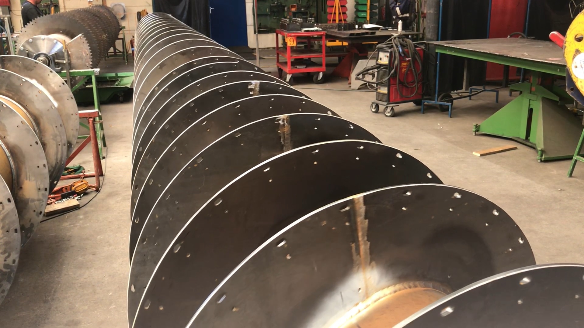 Schroefsysteem voor gipssilo project in Servië